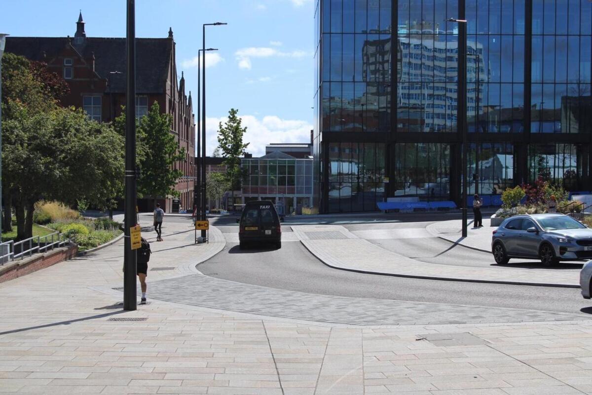 Two Bedroom Apartment, Free Parking, Close To Uclan And Free Wifi Preston  Extérieur photo
