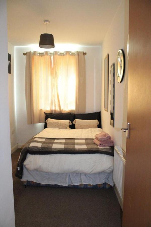 Two Bedroom Apartment, Free Parking, Close To Uclan And Free Wifi Preston  Extérieur photo